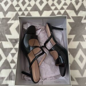 Bandolino Women's Glossy Black Sandals